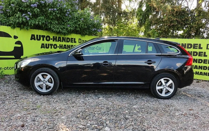 Volvo V60 cena 38900 przebieg: 233000, rok produkcji 2012 z Zalewo małe 379